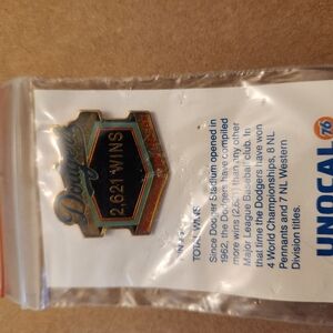 Dodgers Commemorative Pin